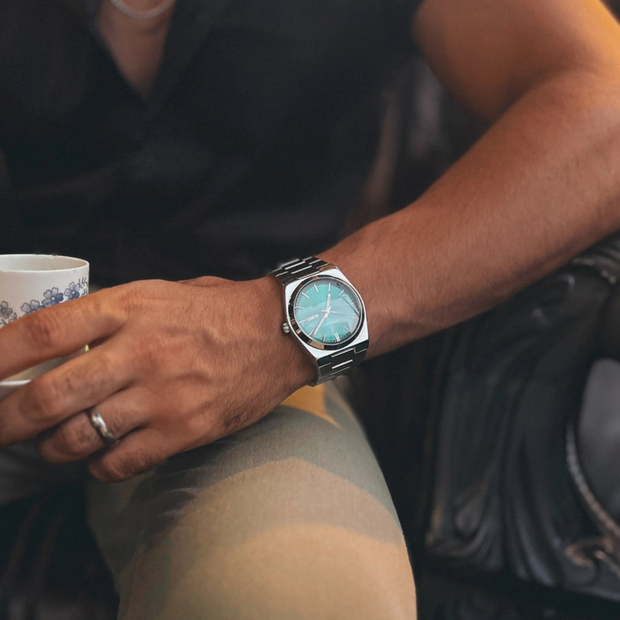 Cliente usando reloj MontreClaire